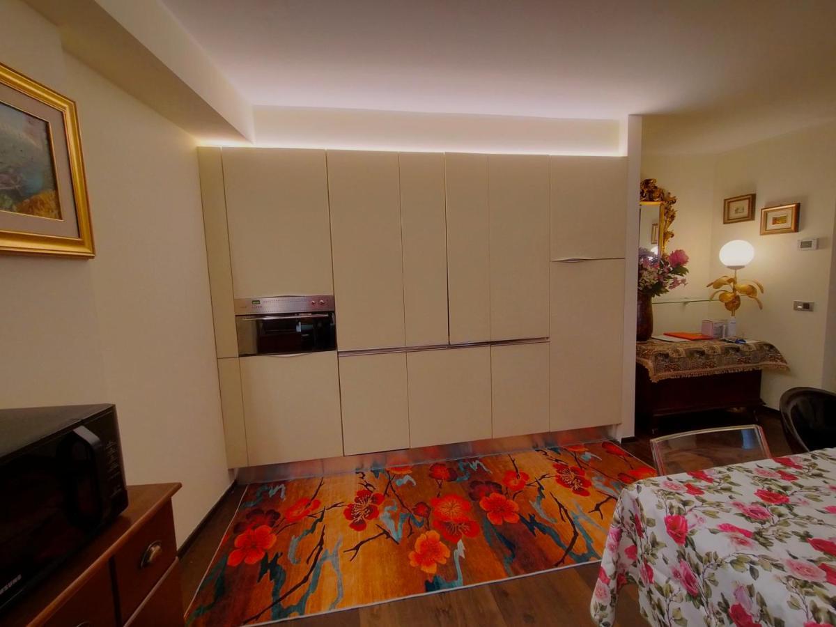 Verona City San Zeno Apartment Eksteriør bilde